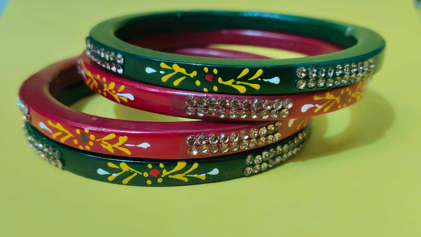 Green red bangles